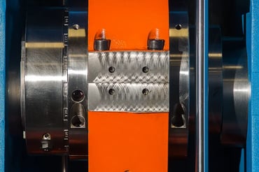 Mechanical press stroke change mechanism 